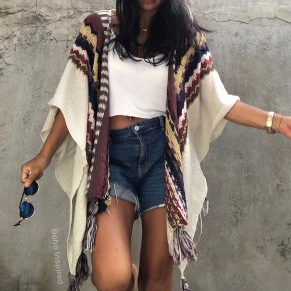 Ivory Aztec Tribal Pattern Knit Open Poncho Cardigan Tassel Knit Boho Sweater - Picture 2 of 5